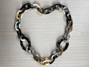 Collar de Cuerno de Búfalo Sostenible, Fabricante de Joyería de Moda Ética - Product Image 4