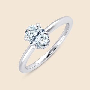 Anillo Ovalado Blooming Daffodil para Uso Diario y Apilable, con 1 Diamante Cultivado en Laboratorio de Corte Ovalado de 0.3 Quilates F-VS en Oro Sólido de 14K - Product Image 2