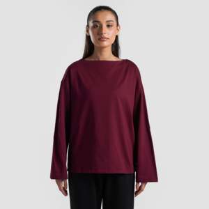 Top náutico color granate con un elemento de moda sencillo - Product Image 1