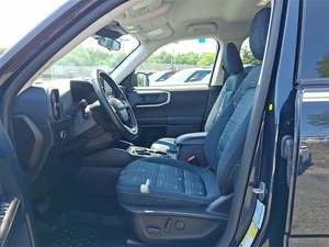 F BRON-NCO SPORT HERITAGE BLUE METALLIC TINTED CLEARCOAT AWD, modèle 2023, occasion récente - Product Image 4