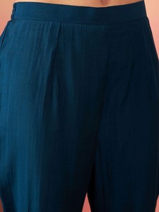 Tunique de créateur élégante classique pure Chanderi Dupatta avec pantalon Kurti brodé pour tenue de soirée régulière à vendre - Product Image 5