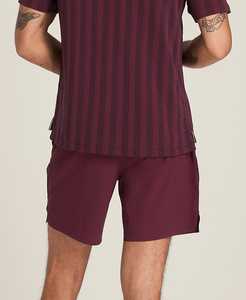 Uniforme de ropa deportiva de tenis informal ecológica de poliéster 100% para hombres y mujeres con nombre de equipo personalizado y logotipo en la parte delantera y pantalones cortos - Product Image 4