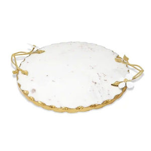 Plateau de service élégant et luxueux en marbre blanc avec poignées en métal doré et branche, fabriqué à la main pour mariage et décoration intérieure. - Product Image 2