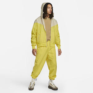 Chaqueta cortavientos para exteriores de marca personalizada para hombre, chaqueta cortavientos ligera con capucha de tela ecológica impermeable para invierno - Product Image 1