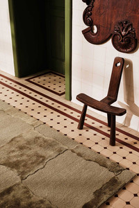 Arwen Moss Diseño de tablero de ajedrez moderno con textura lujosa Contraste tonal para una durabilidad atemporal - Product Image 6