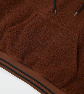 Sudadera con capucha de bolsillo con gráfico de letras informales para hombre - Product Image 6