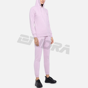 Chándal acampanado de terciopelo personalizado de alta calidad para mujer, conjunto de pantalones Jogger de gran tamaño, chándal liso, ropa de descanso de dos piezas - Product Image 5