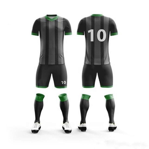 Kit de uniforme de fútbol OEM ODM con nombre personalizado, tela de alto rendimiento, ropa deportiva ligera de secado rápido personalizada para clubes, escuelas, ligas - Product Image 4