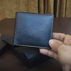 Portefeuille en cuir véritable à double pliage pour hommes avec plusieurs emplacements pour cartes, fenêtre d'identification transparente, compartiment à monnaie et design fin - Product Image 1