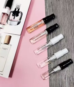 Wholesale Travel <b>Spray</b> 1ml 2ml 4ml 7.5ml 10ml 15ml Woody Fruity Spicy Floral Eau De Parfum Long-Lasting Scent Mini Perfume <b>Set</b> - Product Image 2