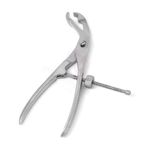 คีมจับกระดูกสำหรับศัลยกรรมกระดูกและข้อ JIMED SURGICAL ผลิตจากเหล็กกล้าไร้สนิมเยอรมัน ผิวขัดทราย ใช้แรงมือ สำหรับการแพทย์ ได้รับการรับรองมาตรฐาน CE - Product Image 1