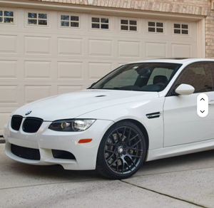 BMW M3 berline 2011 d'occasion, pack compétition, moteur V8, intérieur rouge renard, très bien équipée - Product Image 1