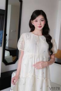 Cómodo vestido de maternidad V1178 duradero y no decolorado hecho de gasa de seda bordada suave con diseño recto - Product Image 6