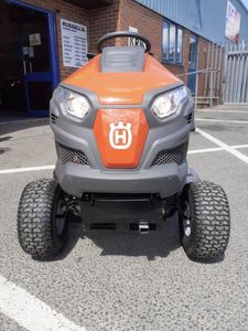 Husqvarna TC242T original con excelente cepillo - Product Image 5