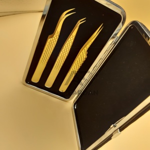 Pinzas Profesionales para Pestañas, Chapadas en Oro de 24k, con Agarre de Diamante de Color, Curvas y Rectas, para Extensión de Pestañas, con Estuche Magnético - Product Image 5