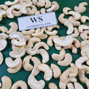 SANTIGO Kaju Badam Dry <b>Nuts</b> <b>Nuts</b> <b>Kernels</b> Grade WS Exported To Middle East, EU Cashew Broken WS - Product Image 1