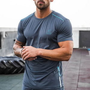 Camiseta de gimnasio de manga corta para hombre de alta calidad, nuevo diseño, estilo liso informal, tela de punto de poliéster/algodón, precio bajo - Product Image 2