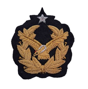 Badges de mode personnalisables en toile brodée à la main avec fil de bullion, couleur unie 3D, avec emballage personnalisé - Product Image 2