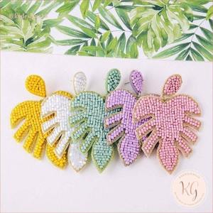 2022 haute couture en gros fait à la main au crochet perle de rocaille mode Multi couleur boucles d'oreilles bijoux artificiels pour femmes boucles d'oreilles - Product Image 5