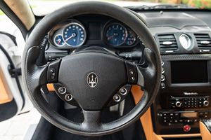 Offre exceptionnelle : Maserati Quattroporte Sport GT S d'occasion 2011, propre et prête à être expédiée - Product Image 2