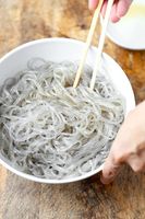 INSTANT RICE NOODLE VEGETABLE COLOR by the BEST SUPPLIER FROM VIETNAM
