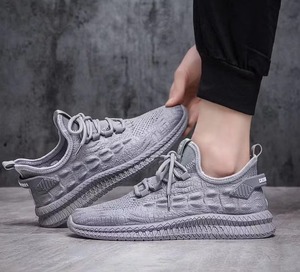 Zapatillas Deportivas Cómodas para Exteriores, Primavera, Verano, Otoño, Parte Superior de Malla Transpirable, Plantilla Acolchada, Fuerte Tracción, Diseñadas para - Product Image 2