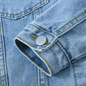 Vestes en jean vintage pour femmes Vêtements d'extérieur classiques, confortables et élégants pour une tenue décontractée intemporelle - Product Image 2