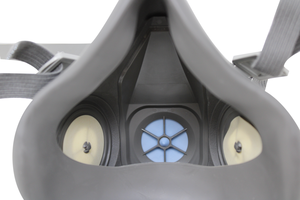 Respirador de media cara reutilizable 3M 6300, material TPE, ligero y cómodo, fabricado en EE. UU., capas personalizables que ayudan a filtrar - Product Image 4