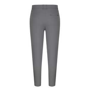 Pantalons de golf classiques pour hommes, en tissu lavé offrant flexibilité, confort et fiabilité pour un usage sportif quotidien. - Product Image 2