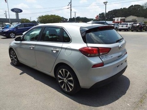 2019 d'occasion Hy-undai Elantra GT Base - Product Image 6