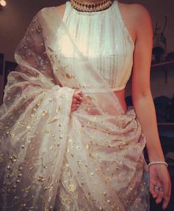 LANCEMENT DE NOUVEAUX SAREES DE TRAVAIL DE BRODERIE LOURDE AVEC CHEMISIER FANTAISIE - Product Image 4