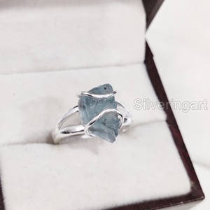 Bague pour femme en argent sterling 925 avec pierre brute naturelle d'apatite bleue, cadeau de Noël et de Thanksgiving - Product Image 5