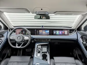 VUYAHH E V I AWD SUV 2022, Batería de Litio, Asientos de Cuero R18, Cámara Trasera, 6 Plazas, Techo Panorámico, Portaequipajes de Aleación de Aluminio - Product Image 4