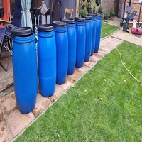 Achetez un seau en plastique bleu HDPE de 200 l, cylindrique, écologique, de qualité supérieure, en stock, livraison rapide, stockage industriel, offres en gros