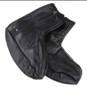 Pakistan Manufacturer Leather <b>Winter</b> <b>Socks</b> with Anti-Slip Woven Technology Custom Logo and Sizes Available at Wholesale Price - Product Image 5