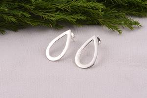 925 Sterling Silver Best Beautiful Stud Earring Cadeau de bijoux faits à la main pour son anniversaire Bijoux en gros PAR CASA DE PLATA. - Product Image 3