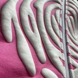 เสื้อฮู้ดพิมพ์ลายพัฟ3D ผู้ชาย OEM ตามสั่งพร้อมโลโก้เสื้อแจ็คเก็ตผ้าฝ้าย100% ผ้าเกล็ดปลามีซิปขนาดใหญ่สำหรับฤดูหนาว - Product Image 5