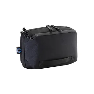 Organizer per Trucchi Oceancycle in R-PET, Beauty Case Sostenibile con Caratteristiche Ecologiche - Product Image 2