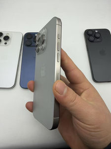 Téléphone portable d'occasion original pour <span class=keywords><strong>iPhone</strong></span> 15 Pro Max 15 Pro 15 Smartphone 100% en parfait état <span class=keywords><strong>Batterie</strong></span> <span class=keywords><strong>neuve</strong></span> Débloqué - Product Image 4