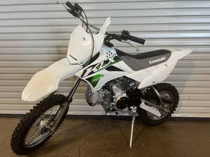 Motocicleta Todoterreno Kawasaki KLX 110R L 112cc de Calidad, Nueva, Lista para Enviar a Todo el Mundo - Product Image 4