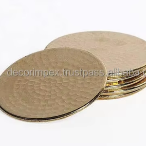 Dessous de verre de qualité en laiton fini métal aluminium sous-verre de table tapis et coussinets sous-verre conception de dessus de cuisine classique - Product Image 1