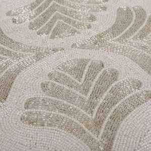 Napperon perlé Chargeur rond fait à la main pour salle à manger de luxe et décor de vacances Pièce unique perlé à la main, napperon, pendaison de crémaillère - Product Image 5