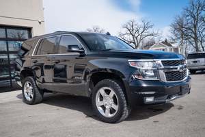 Chevrolet Tahoe LT 4WD 2017 d'occasion - Product Image 3