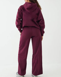 Conjunto Deportivo de Invierno Ecológico y Transpirable para Mujer, con Sudadera con Capucha y Pantalones Deportivos, 100% Poliéster, Suave y Elegante - Product Image 4
