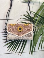 Dompet Kulit Ukiran Tangan Model Baru, Tas Selempang Ponsel, Dompet Kulit Sapi Stylish untuk Wanita, Multifungsi