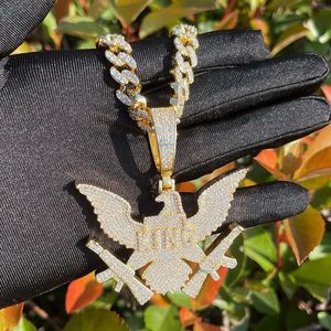 Pendentif Aigle avec pistolet en diamant de culture, serti de pierres, personnalisé, style hip-hop, plaqué or massif, collier pour homme - Product Image 4