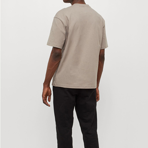 Camiseta de Moda de Alta Calidad con Cuello Alto y Corte Cuadrado, Estilo Informal, 300 g/m², Algodón, Mangas Sin Costuras, Ajuste Cuadrado - Product Image 6