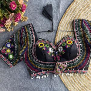 เสื้อเบลาส์ปักลายสำหรับเจ้าสาวเสื้อเบลาส์ผ้าไหมอิตาลีมีรายละเอียดแบบลาเทันและบุนุ่มสบายในราคาที่ดีที่สุด - Product Image 5