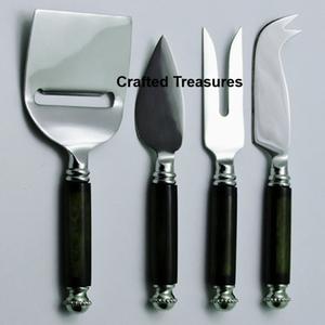 Meilleurs ensembles de fromage en acier inoxydable de finition avec manche en os Couverts Couteau Ensemble de 4 ustensiles trancheurs de beurre et de crème - Product Image 1