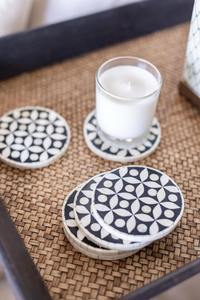 Posavasos de Diseño de Alta Gama con Incrustaciones de Hueso, Patrones Artísticos, Estilo Bohemio, Forma Cuadrada, Hecho a Mano para una Colección de Vajilla Exclusiva - Product Image 4